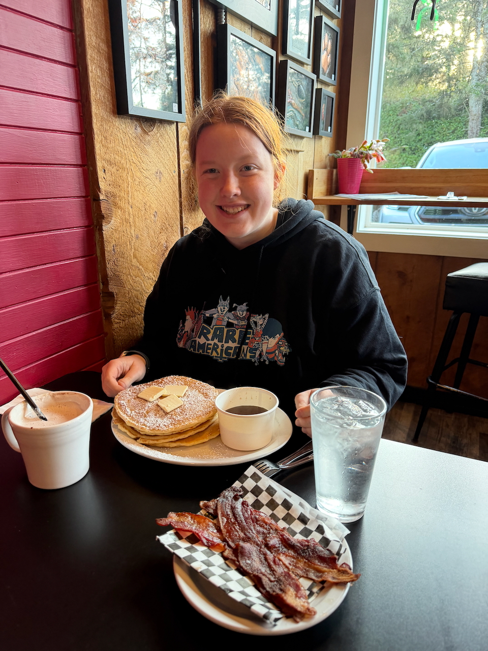 Breakfast after sunrise near Heceta Head Lighthouse on the Oregon Coast
