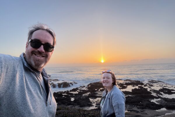 Chris and Cami taking a selfie at Thor’s Well on the Oregon Coast.